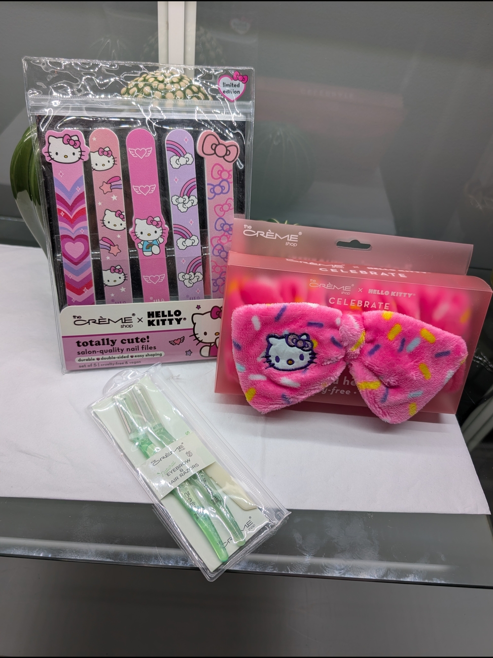 Crème x Hello Kitty Pink Nail Files & Headband & Razor Bundle